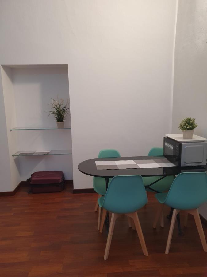Arena Suite All Comforts - With Free Parking Garage Per Qualified Rate - Con Parcheggio Incluso Per Le Tariffe Qualificanti - Metro Verde Greenline Moscova ميلان المظهر الخارجي الصورة