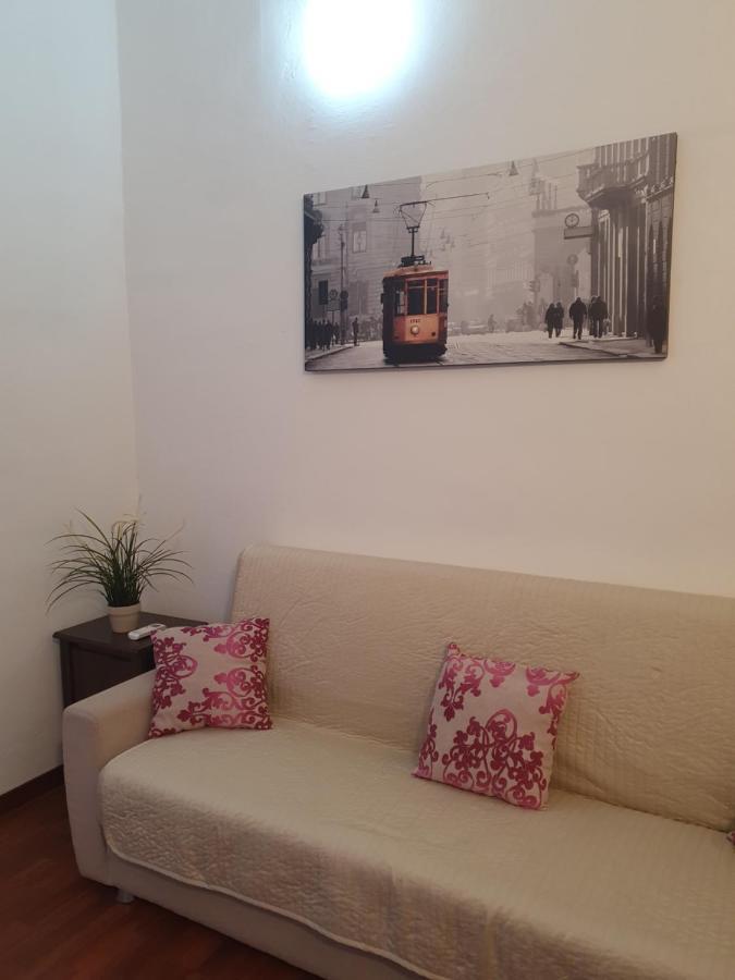 Arena Suite All Comforts - With Free Parking Garage Per Qualified Rate - Con Parcheggio Incluso Per Le Tariffe Qualificanti - Metro Verde Greenline Moscova ميلان المظهر الخارجي الصورة