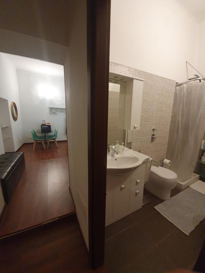 Arena Suite All Comforts - With Free Parking Garage Per Qualified Rate - Con Parcheggio Incluso Per Le Tariffe Qualificanti - Metro Verde Greenline Moscova ميلان المظهر الخارجي الصورة