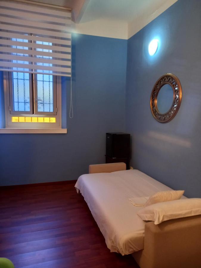 Arena Suite All Comforts - With Free Parking Garage Per Qualified Rate - Con Parcheggio Incluso Per Le Tariffe Qualificanti - Metro Verde Greenline Moscova ميلان المظهر الخارجي الصورة